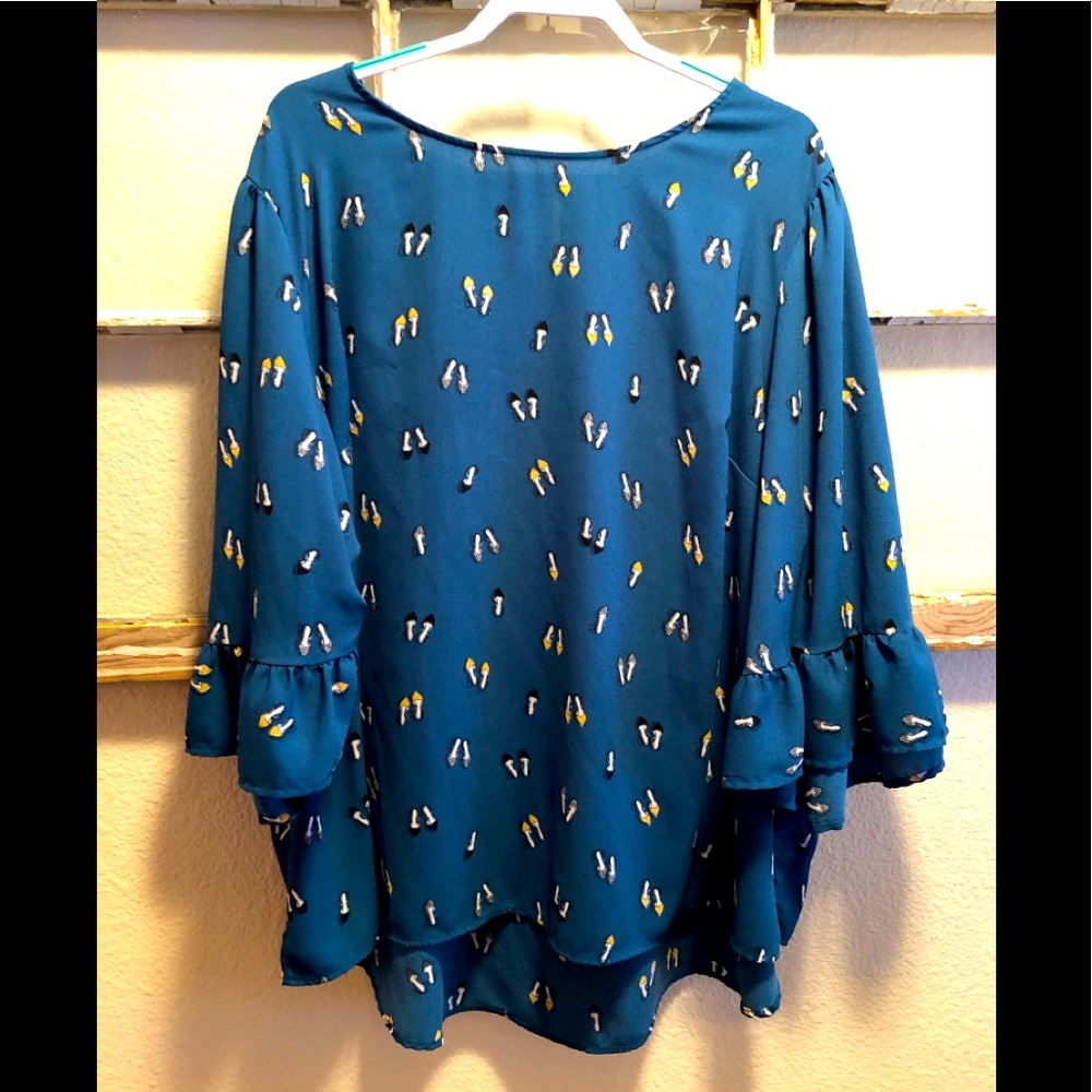 Flirty blouse